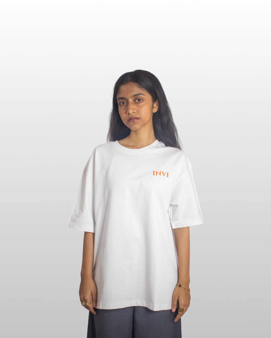 CORE WHITE BAGGY TEE