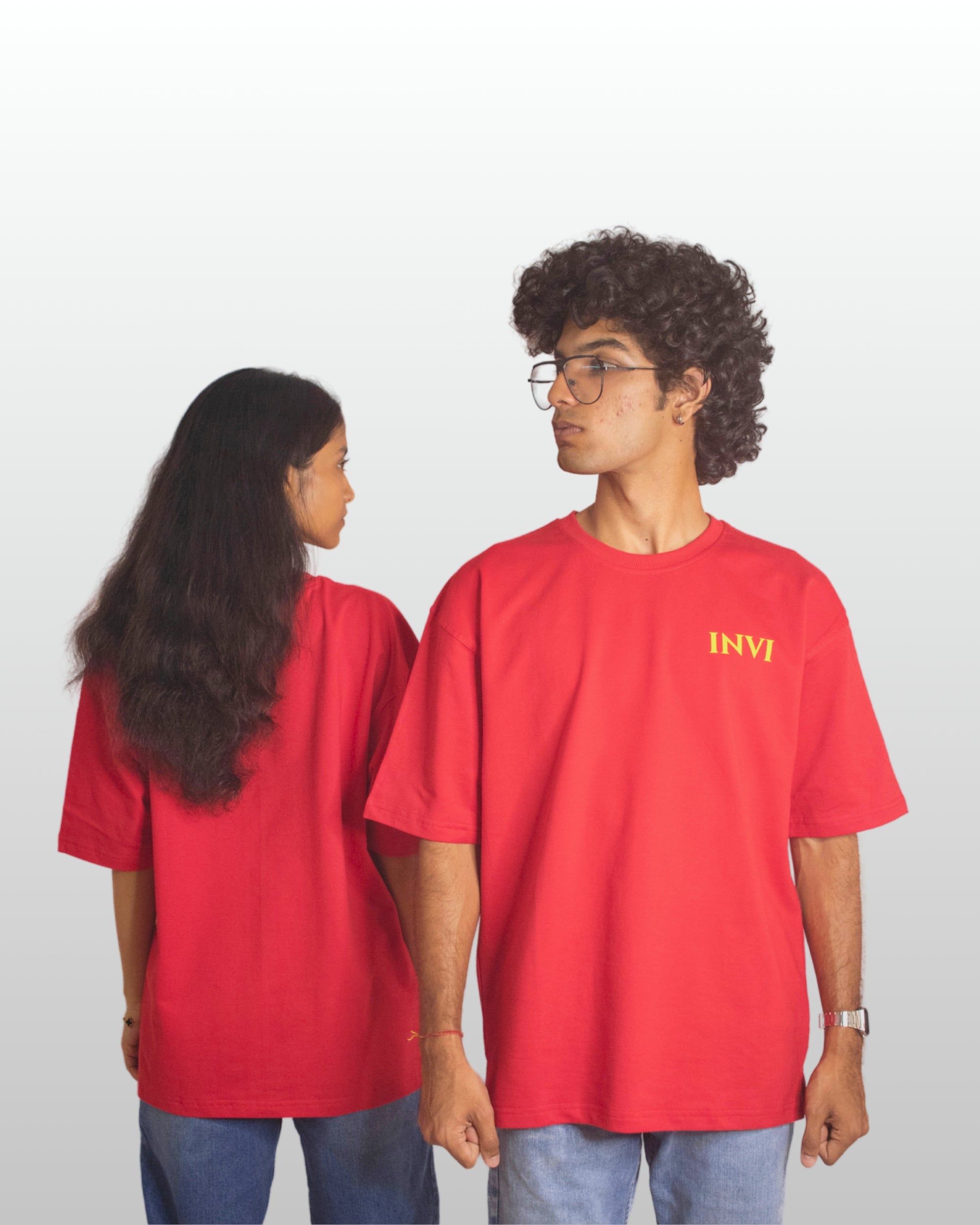 CORE RED BAGGY TEE