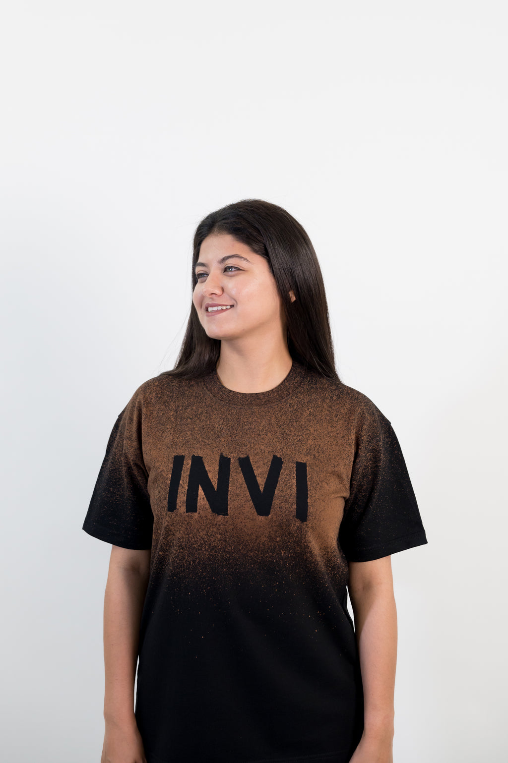 RUSTIC INVI TEE